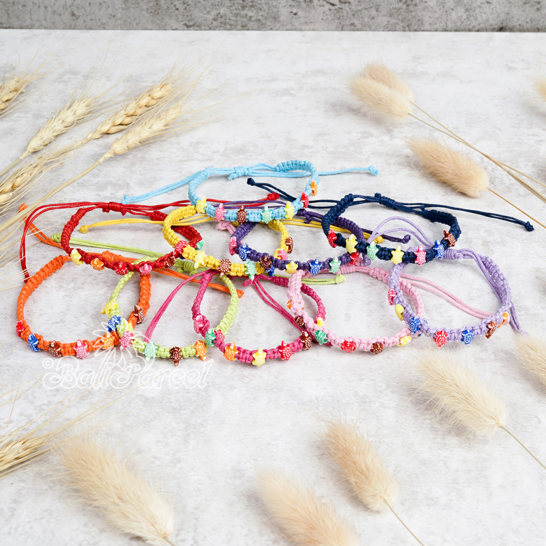 Bracelet Cotton Cord With Turtle 