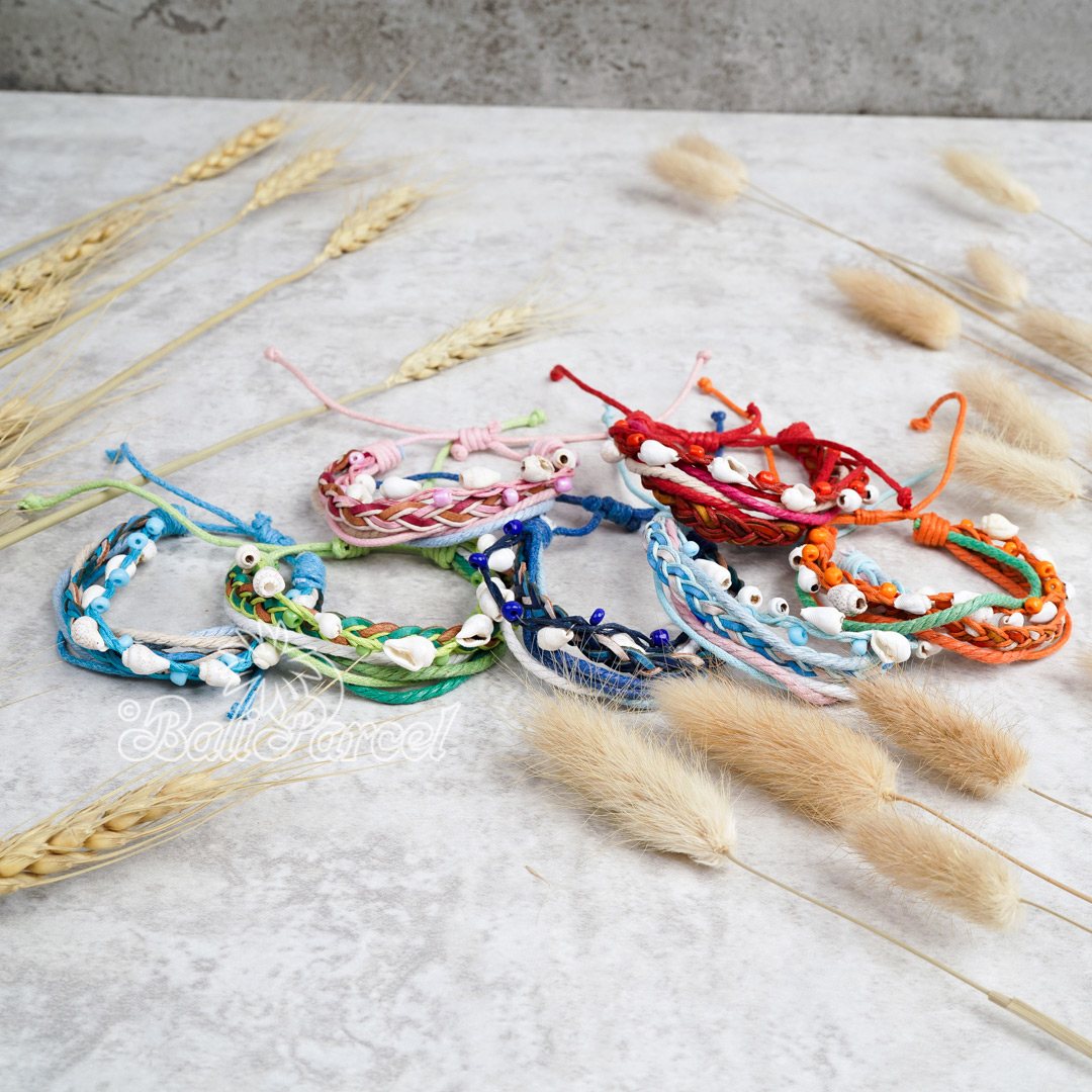 Bracelet Cotton Cord With Terumpet Shell