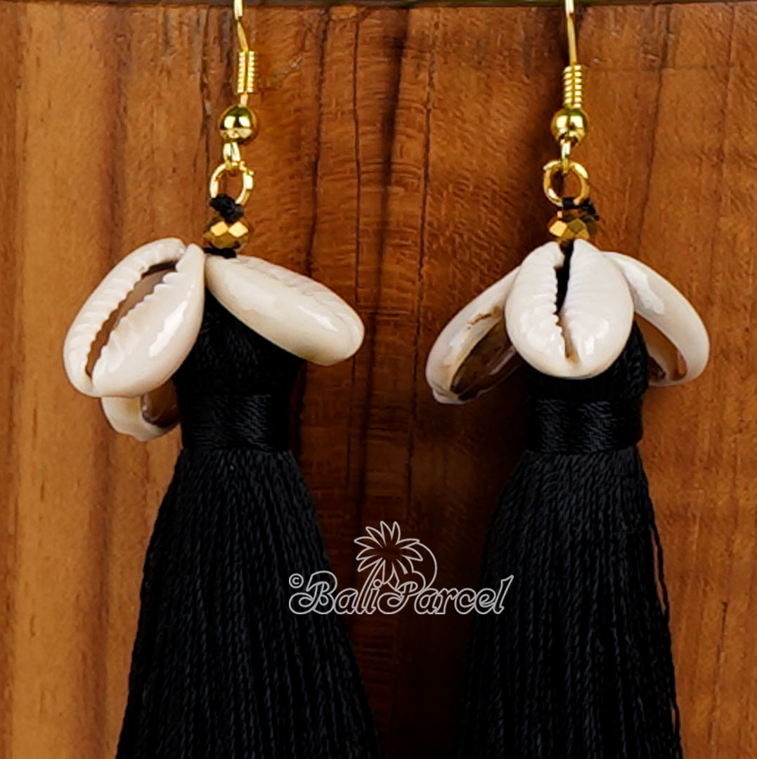 Cowrie Shell Tassel Earring