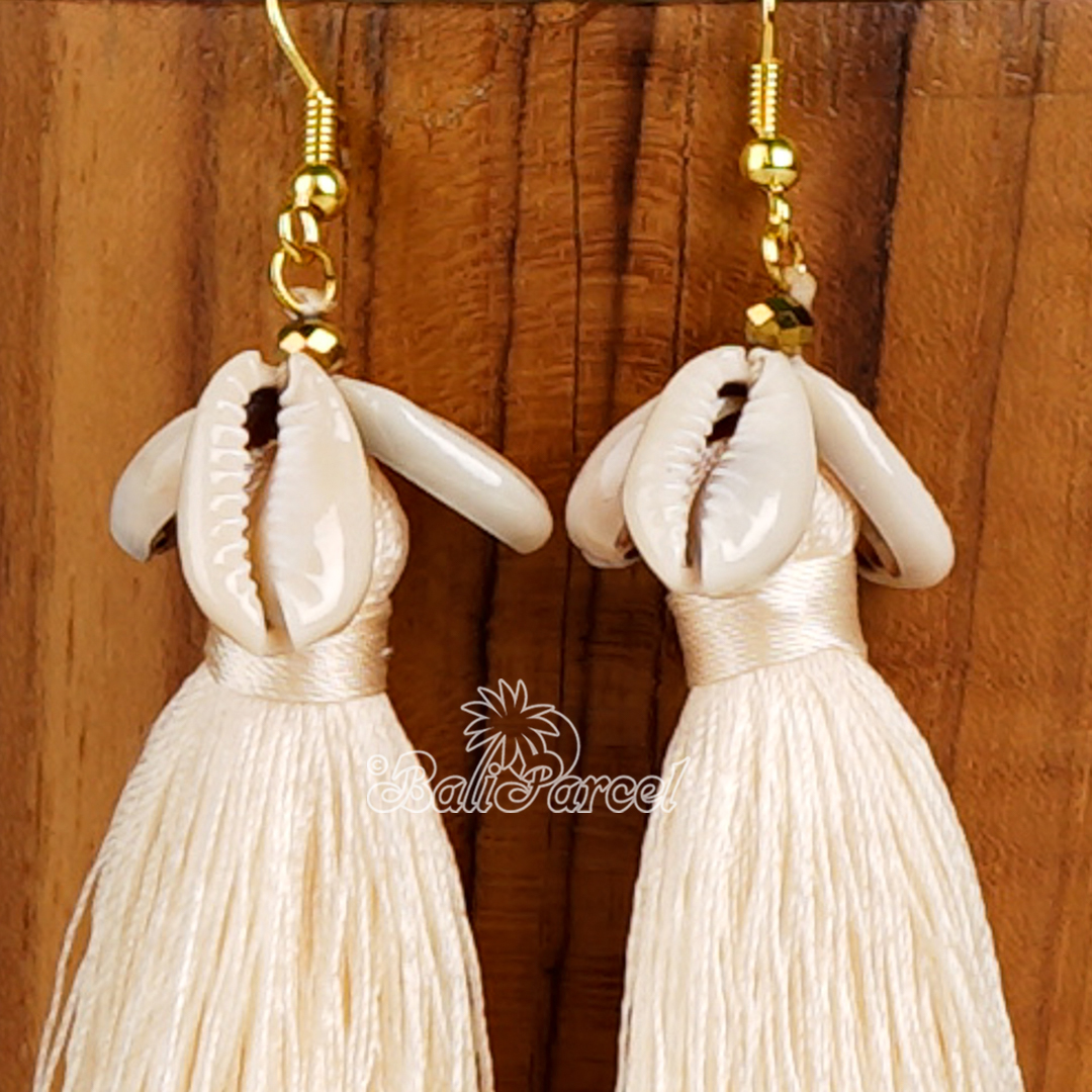 Cowrie Shell Tassel Earring