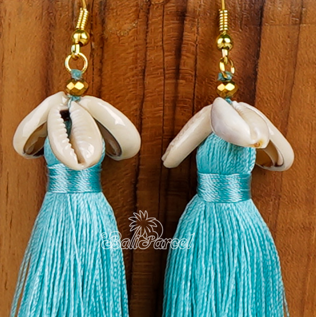 Cowrie Shell Tassel Earring