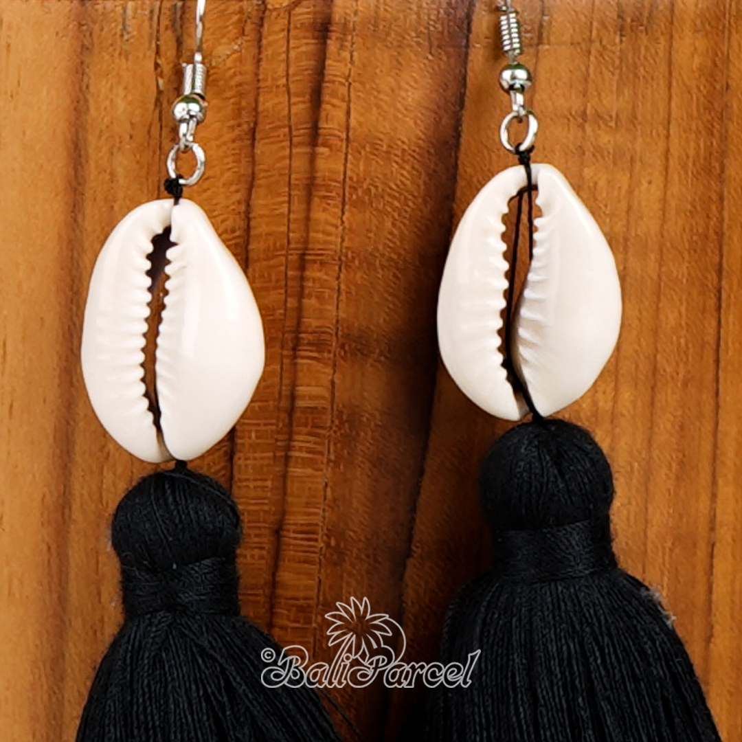 Cowrie Shell Tassel Earring