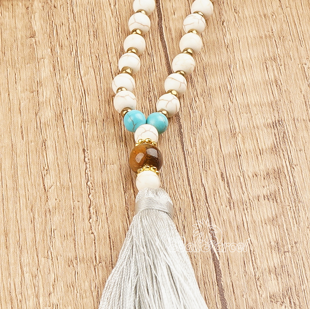 Cream Stone Necklace