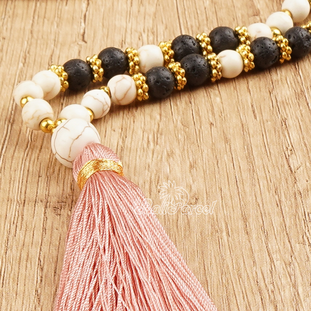 Cream Stone Necklace
