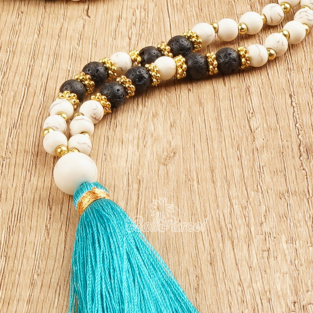 Cream Stone Necklace