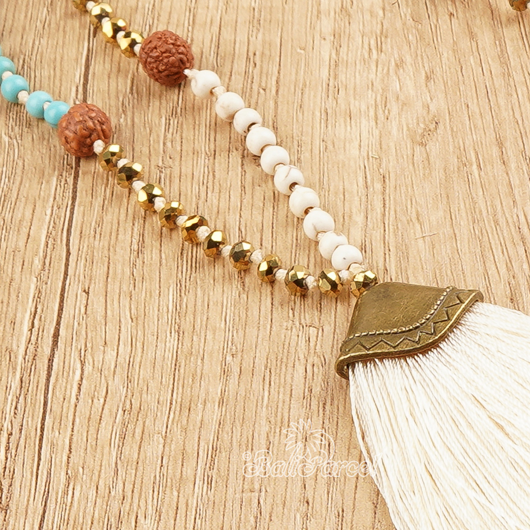 Cream And Turquoise Stone Necklace