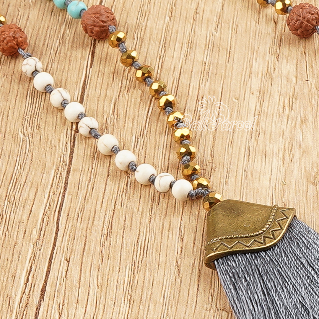 Cream And Turquoise Stone Necklace