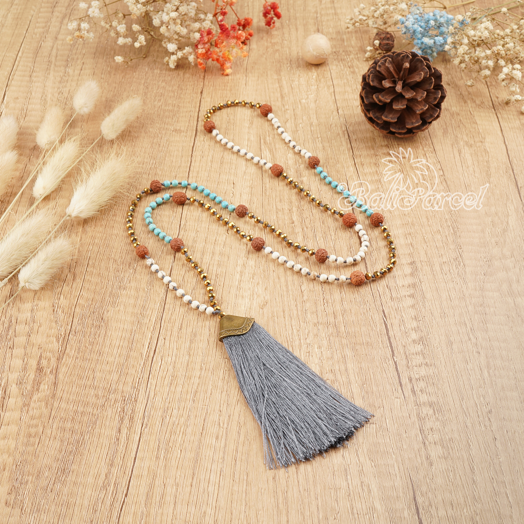 Cream And Turquoise Stone Necklace