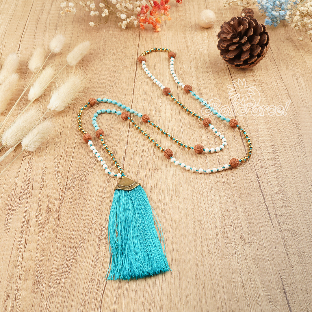 Cream And Turquoise Stone Necklace