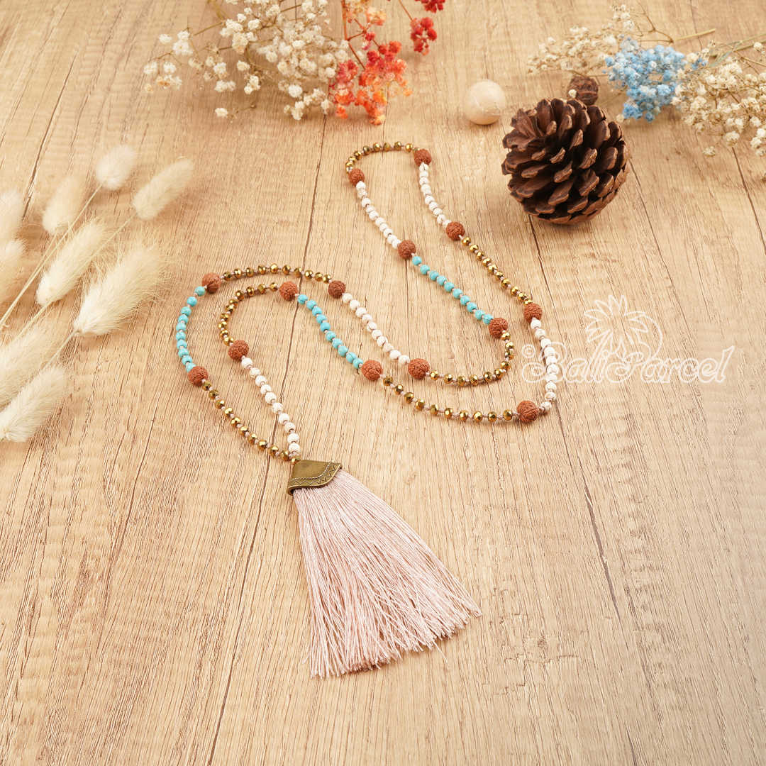 Cream And Turquoise Stone Necklace