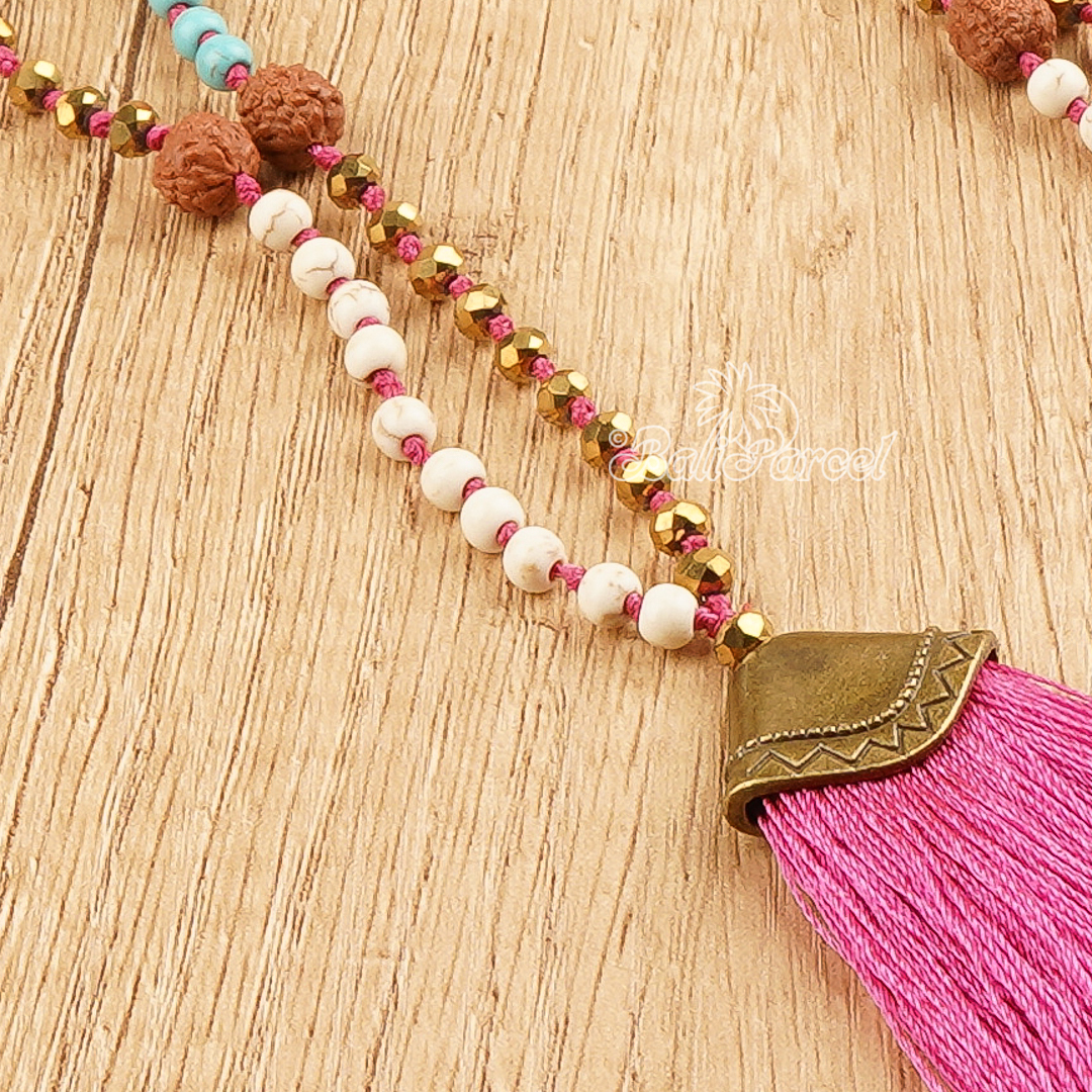 Cream And Turquoise Stone Necklace