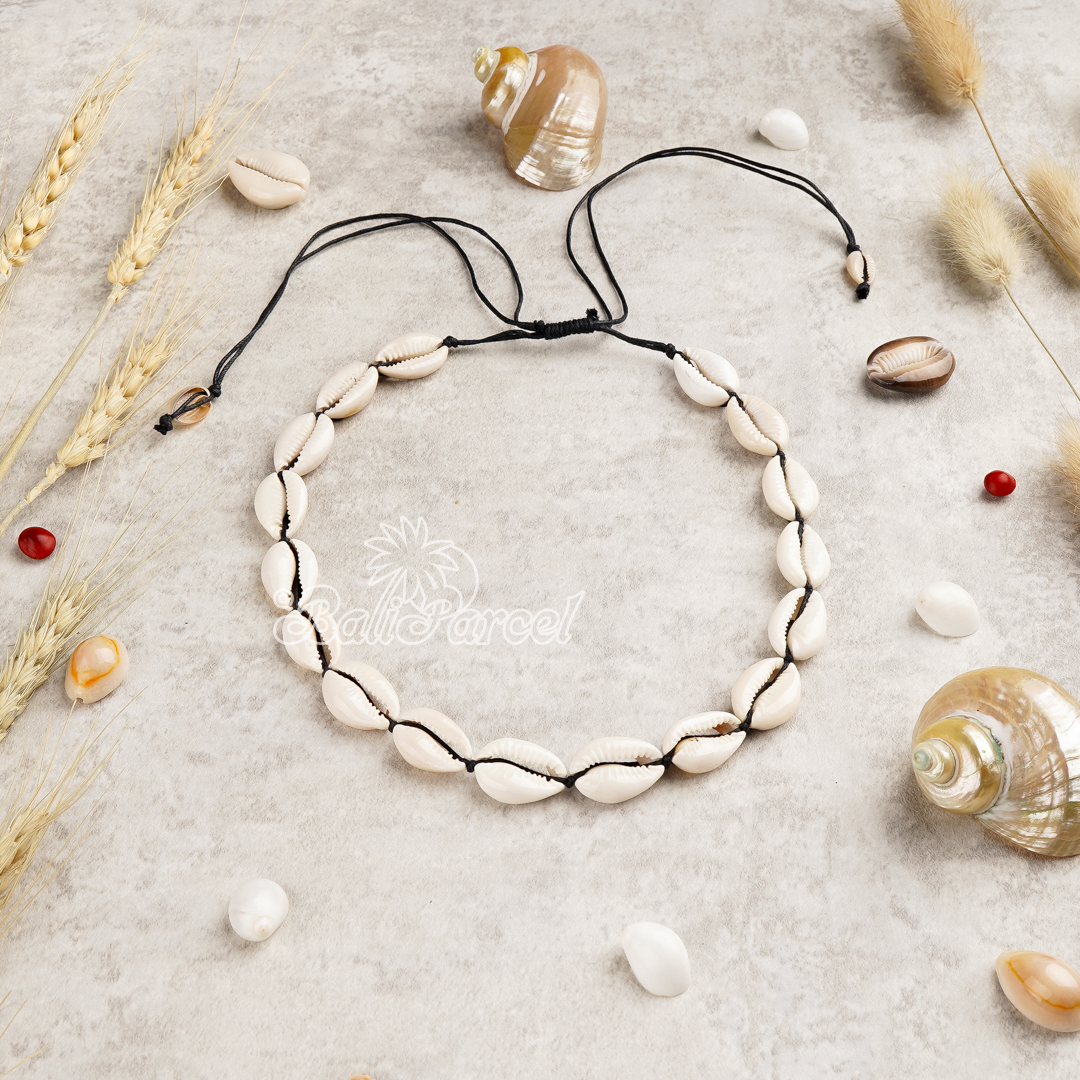 Cowrie Shell Choker Necklace