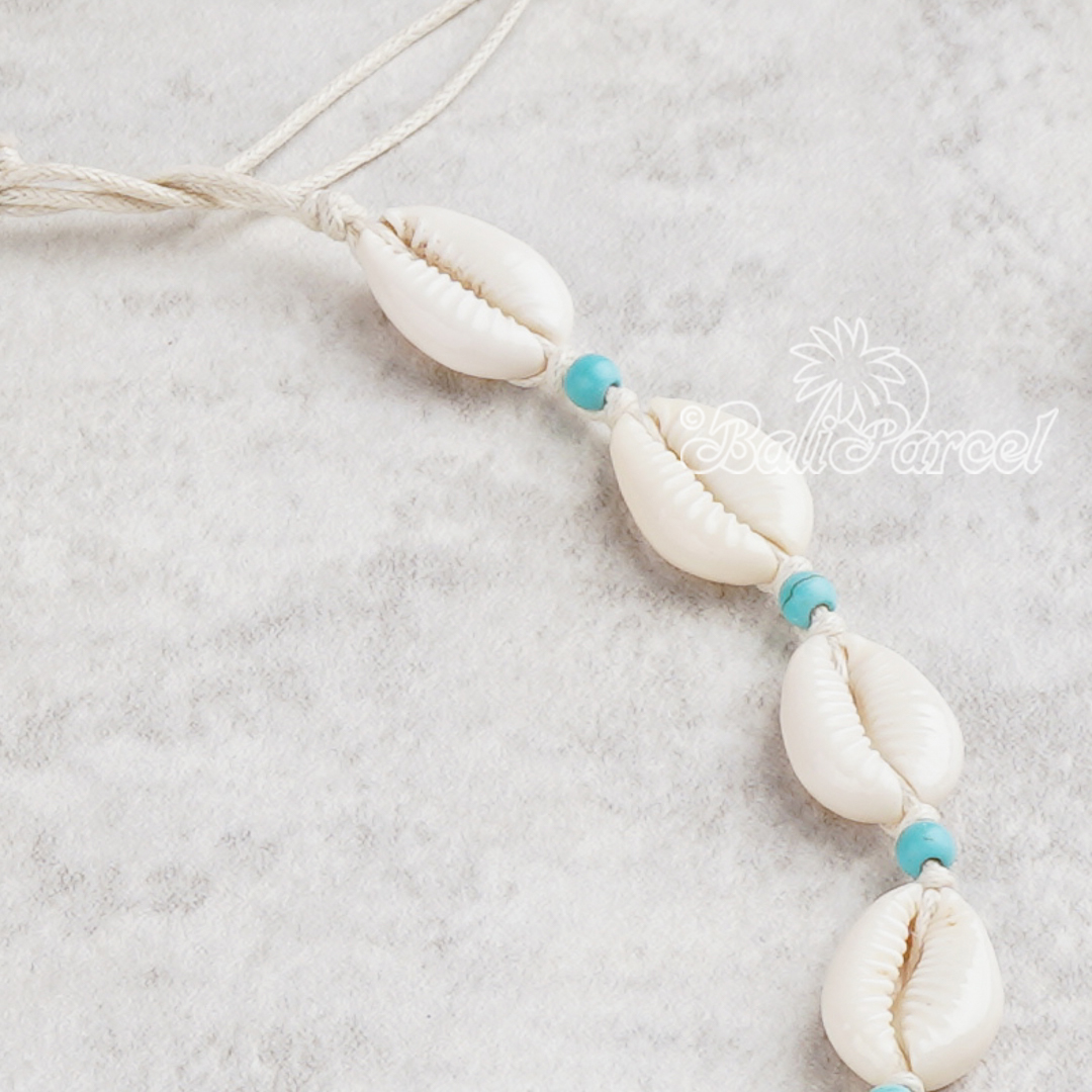 Cowrie Shell Choker Necklace