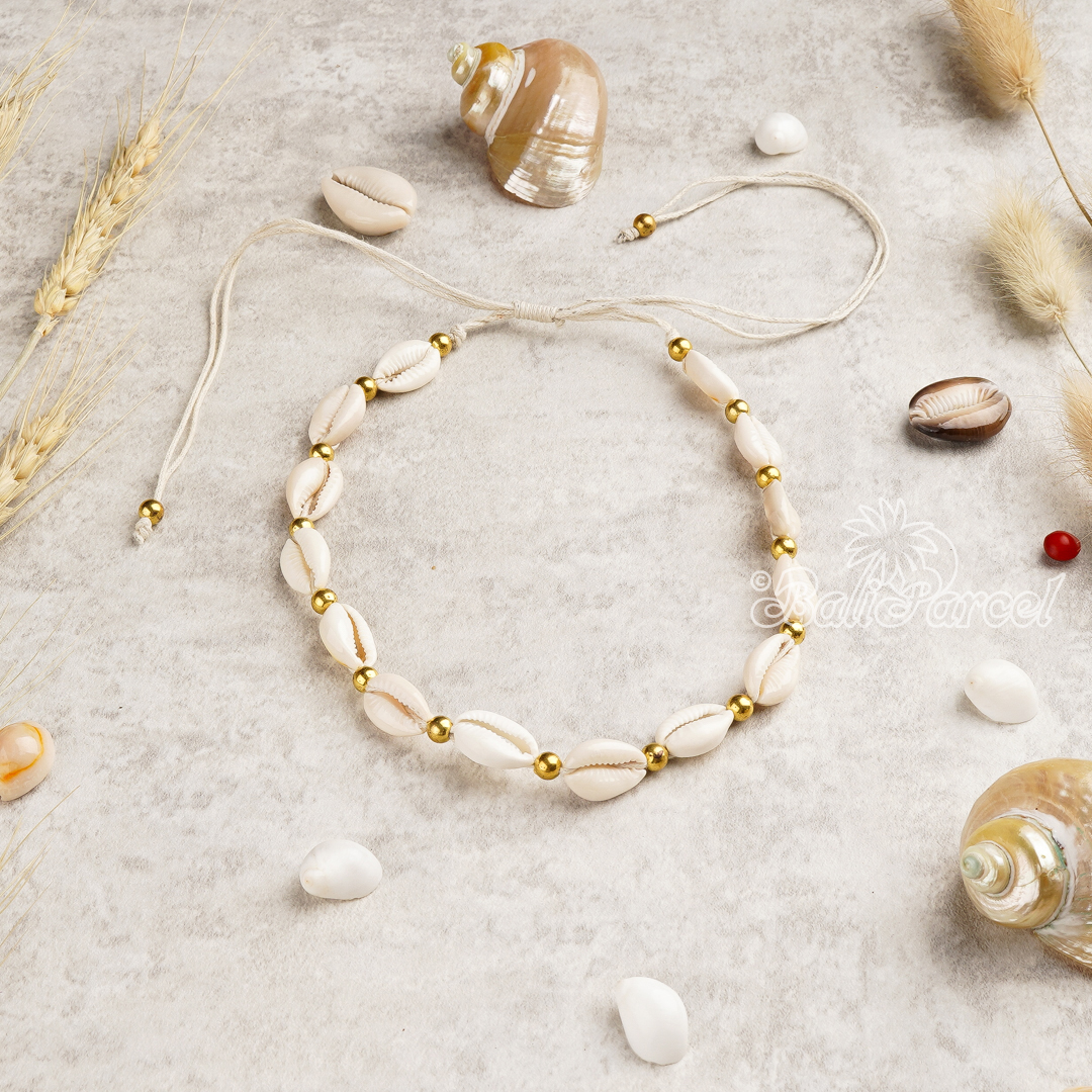 Cowrie Shell Choker Necklace