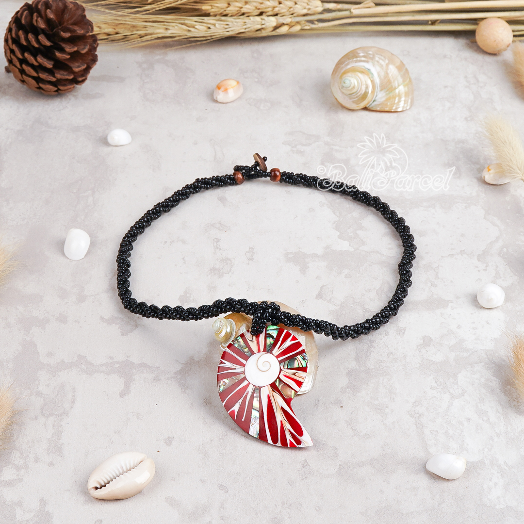 Pendant Necklace Inlaid Shell