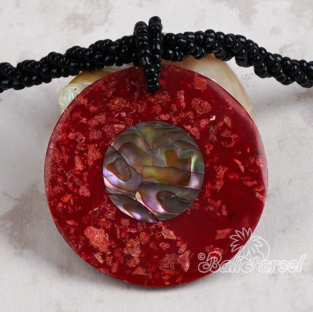 Pendant Necklace Inlaid Shell