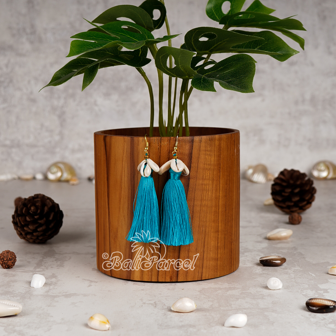 Cowrie Shell Tassel Earring
